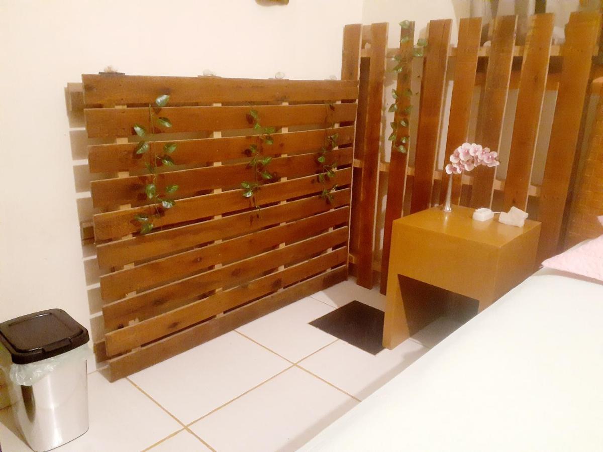 Hostel Do Gui Алту-Параїзу-ді-Гояс Екстер'єр фото